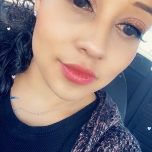 Meet your Posher, Cristina